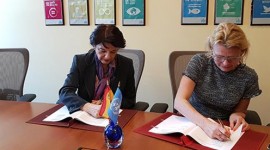 Acuerdo entre ONU Mujeres y el Gobierno español para promover la igualdad en la cooperación y la acción exterior.