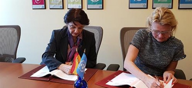 Acuerdo entre ONU Mujeres y el Gobierno español para promover la igualdad en la cooperación y la acción exterior. Acuerdo entre ONU Mujeres y el Gobierno español para promover la igualdad en la cooperación y la acción exterior.