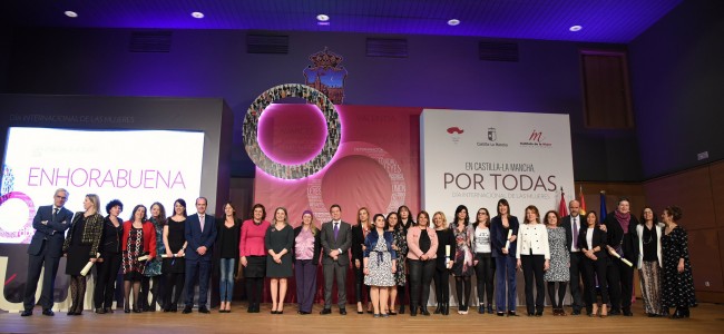 Amelia Valcárcel, IV Premio Internacional de Castilla-La Mancha Amelia Valcárcel, IV Premio Internacional de Castilla-La Mancha